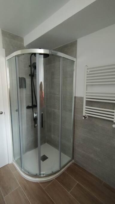 Apartamento Laurana Santander Esterno foto