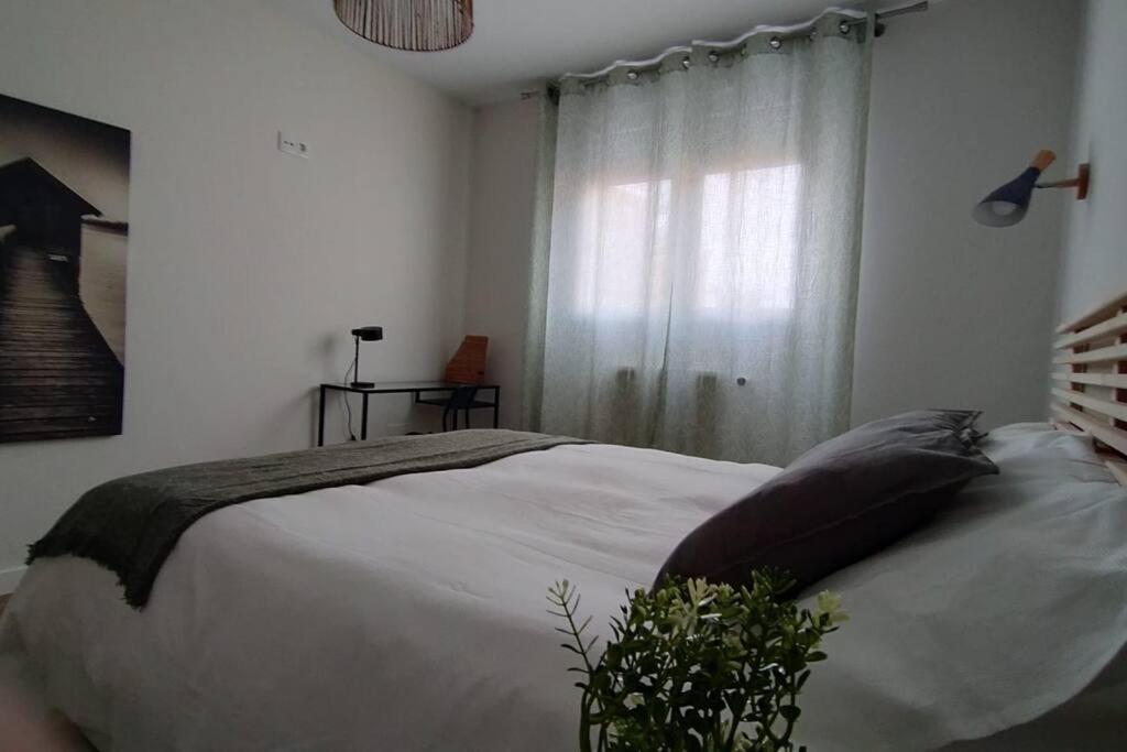 Apartamento Laurana Santander Esterno foto